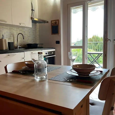 La Casa Di Elide Apartman *